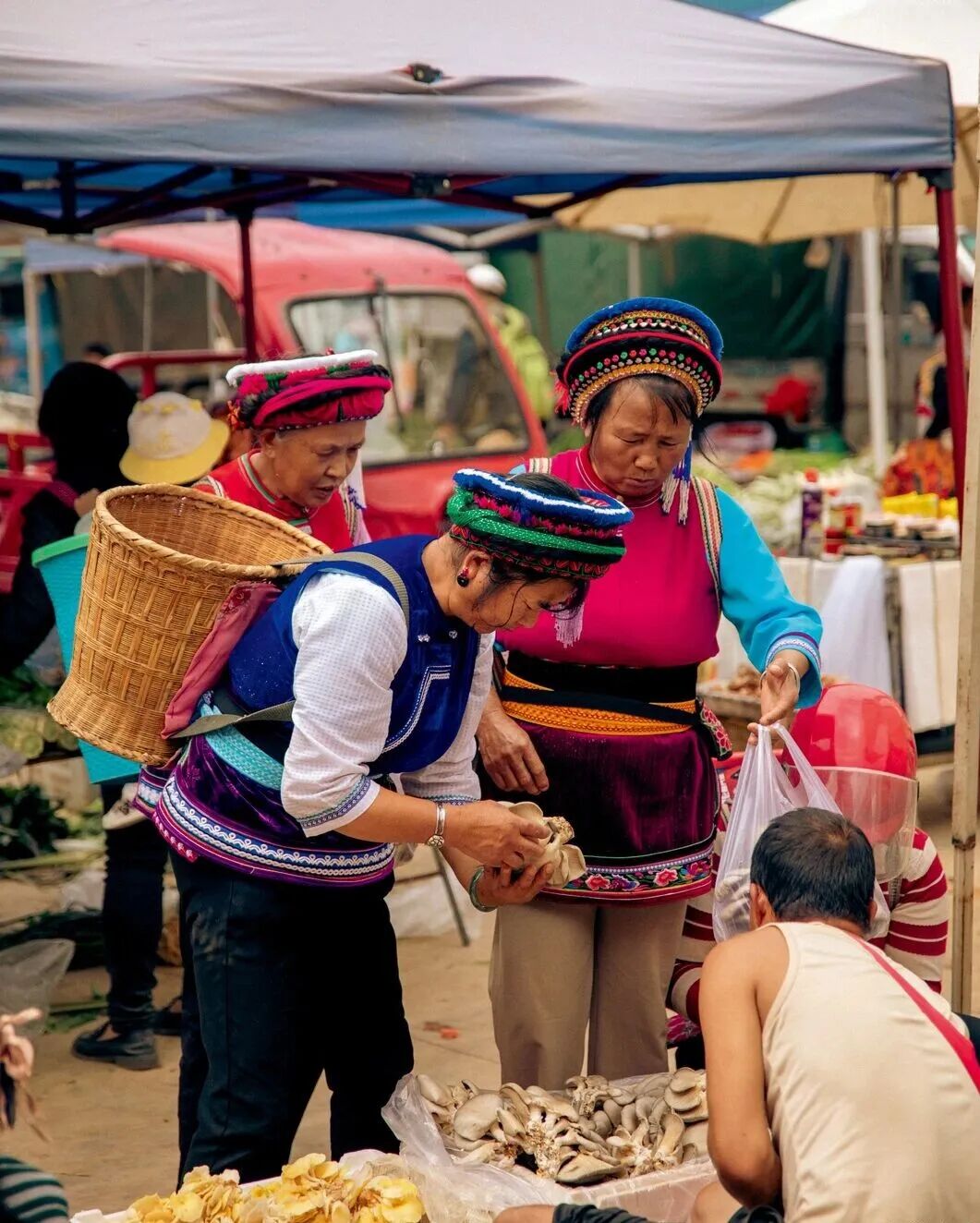 走，赶街（Gai）去！