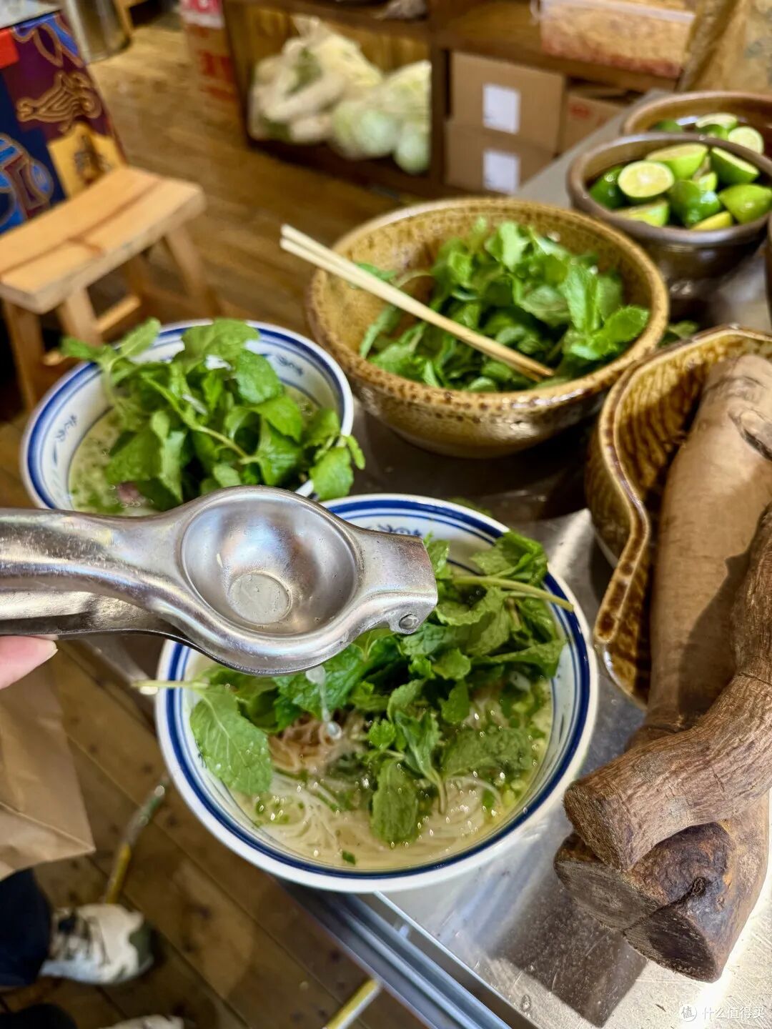 目测是云南下一个爆款美食？德宏傣味饵丝，怎么就这么好吃！_其他干货_什么值得买
