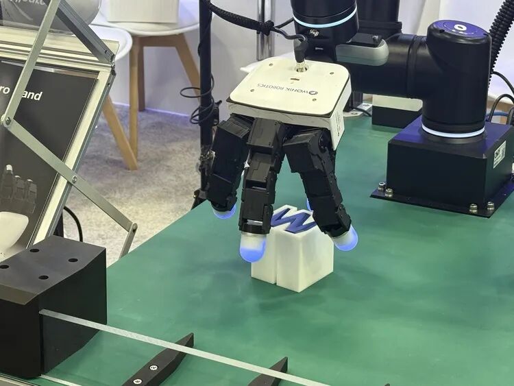 wonik灵巧手