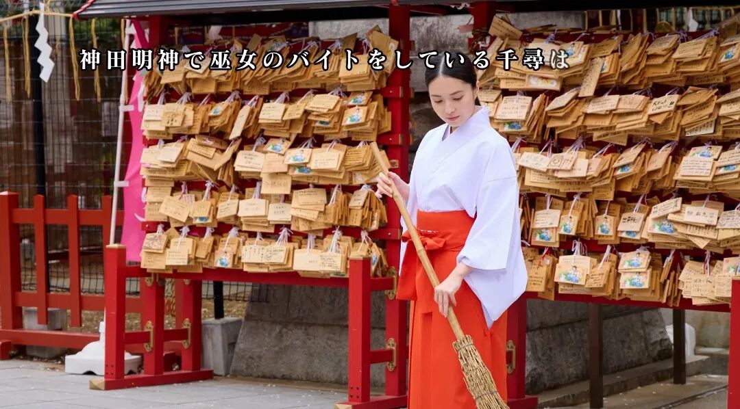 图片包含 游戏机, 商店, 充满, 桌子 AI 生成的内容可能不正确。