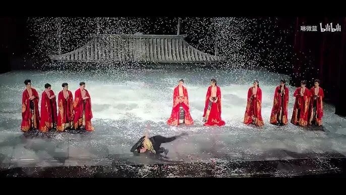 20260308 公狗剧场新中式舞蹈秀《叹春风》晚场谢幕·沈阳中华剧场- YouTube