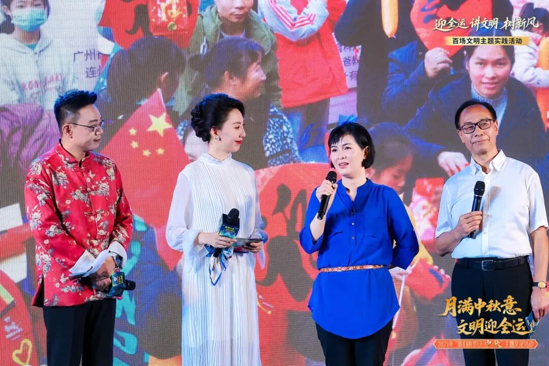 吴铭枝、黎海燕夫妇《月光下的家书》3.jpg