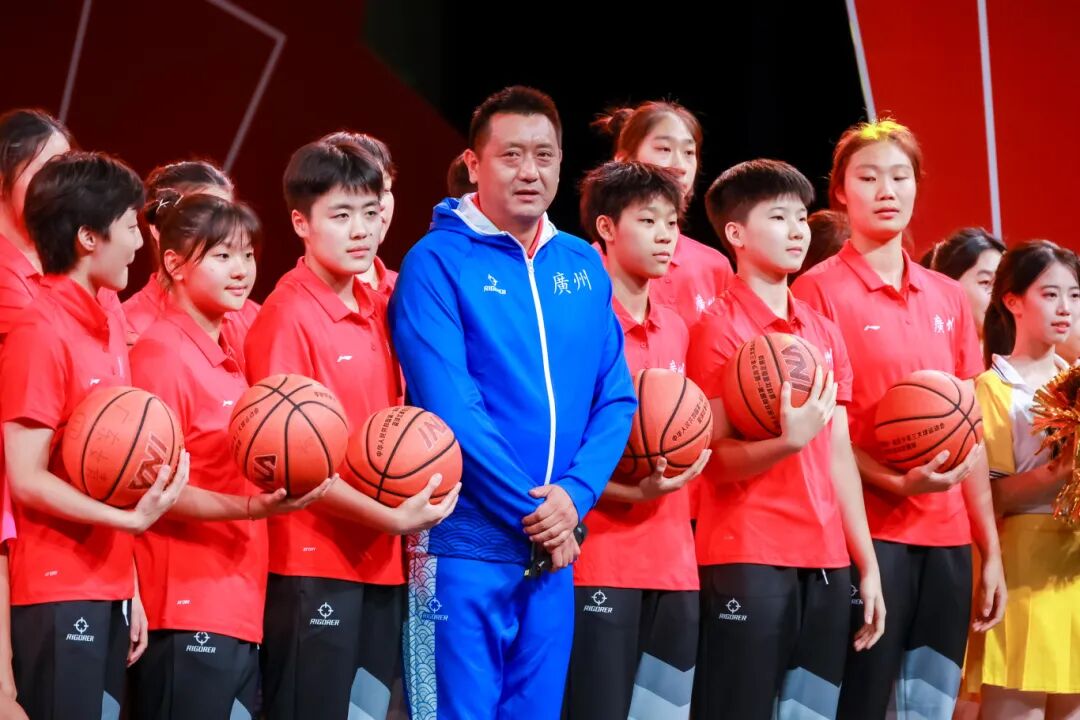 体育老师3.jpg