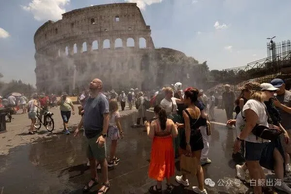 See Record-Breaking Extreme Heat Wave Across Europe in Photos - The New York Times