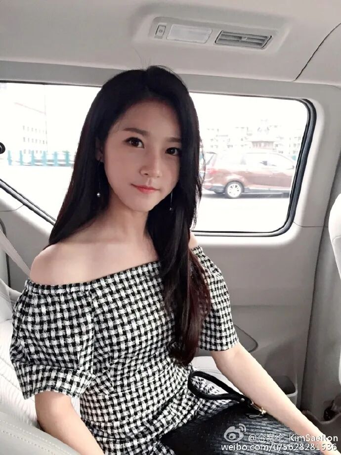 0068TH8sgw1f4zhaeo39xj30ku0rstec.jpg