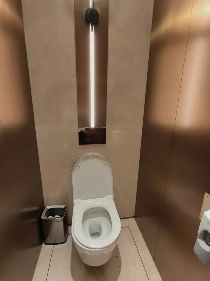d684c7b3f2349e126c9c6125b17798de.jpg