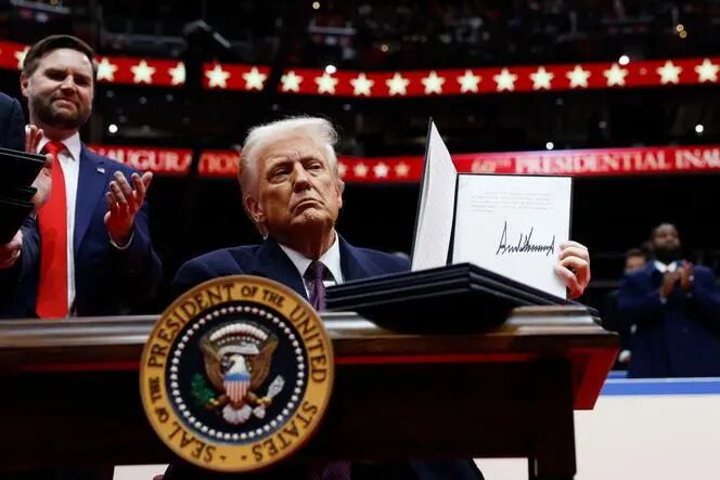 Trump's second term begins with a salvo of executive orders mainly targeting climate and immigration