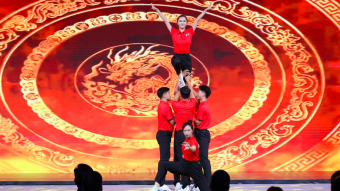 体育老师节目.jpg