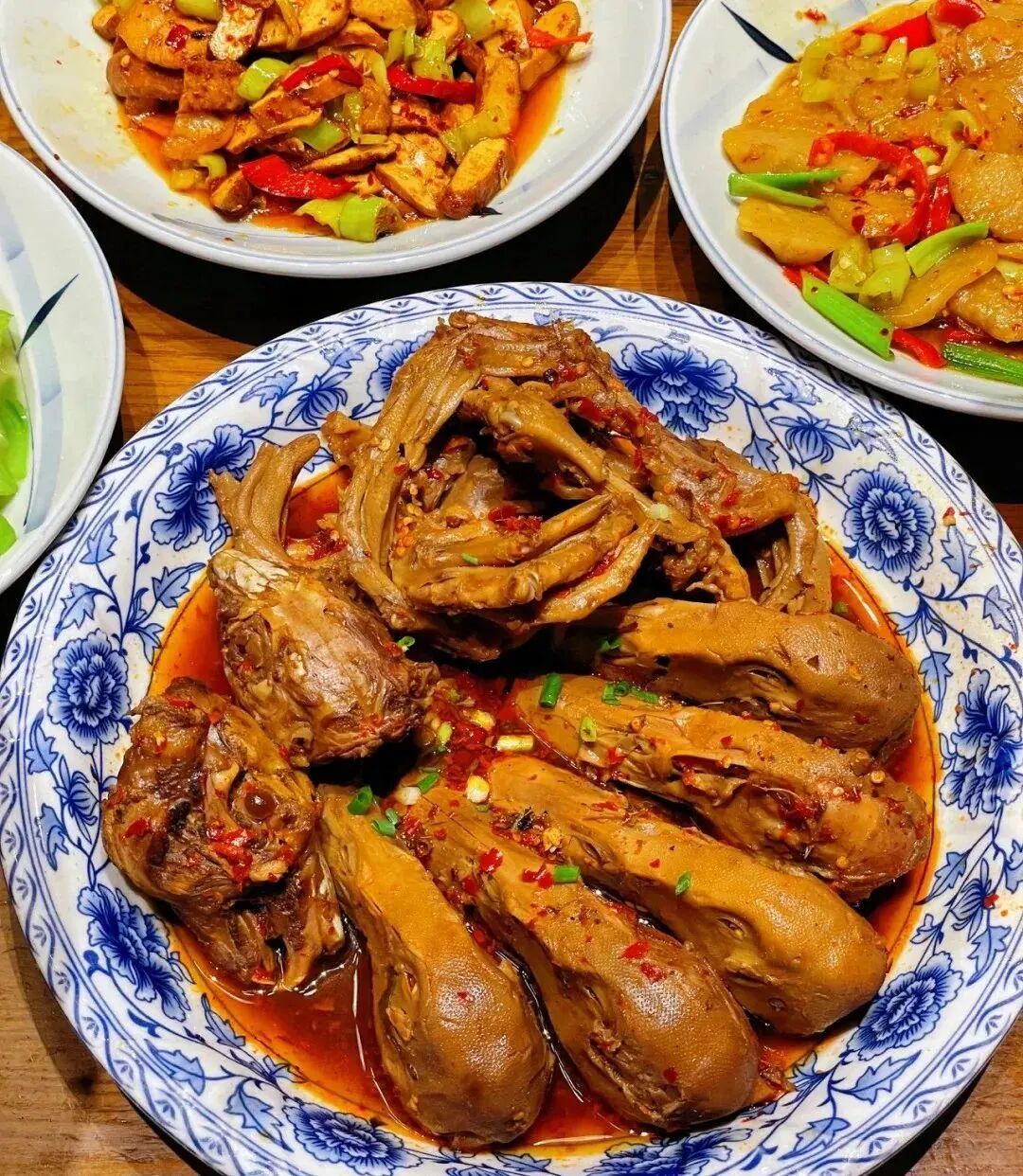 排队到深夜！建议去浙江这几个“鲜辣”小城吃一趟！
