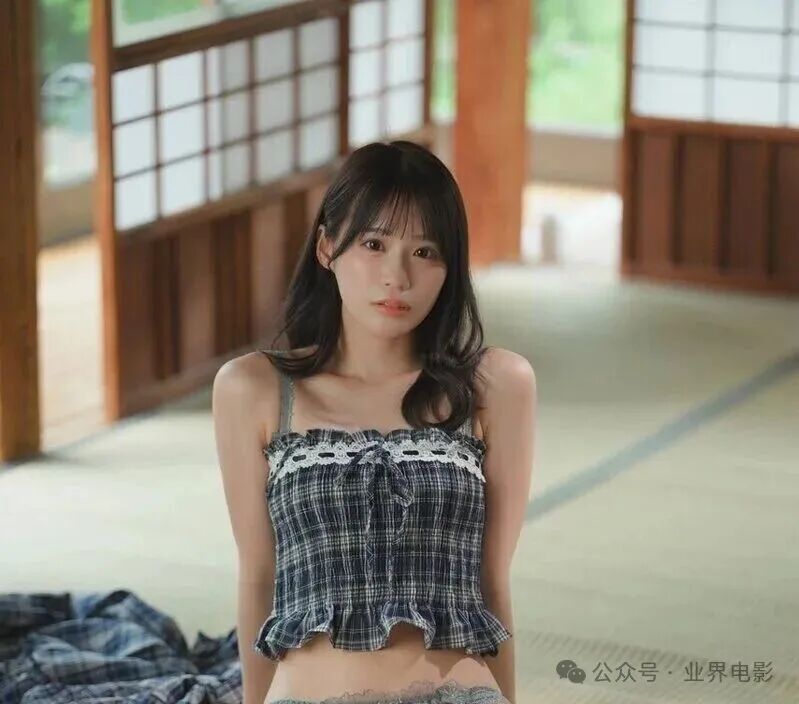 未步奈奈当过偶像也拍过无码，在有码出道后也很受欢迎。图撷取自X