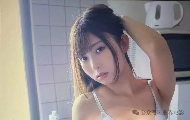 逢泽美优改变了这一行，不做专属女优一样可以当大王。图撷取自X