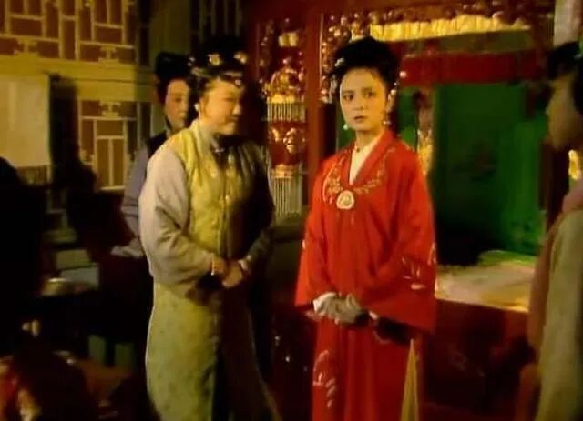 红楼梦》中抄检大观园，为何反应最大、愤愤不平的是探春|贾府|贾母|主子|仆人|李纨_新浪新闻