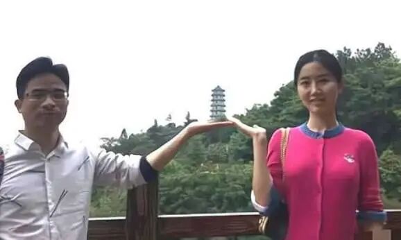 被指逼死前夫 翟欣欣敲詐勒索案開庭(19:00) - 20250121 - 兩岸- 即時新聞- 明報新聞網