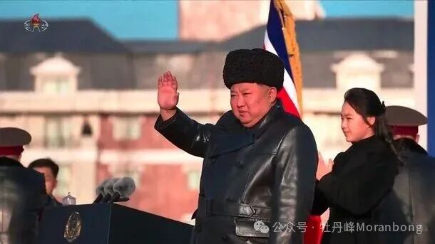 새별거리 준공식 참석한 김정은 국무위원장과 딸 주애 : 네이트 뉴스