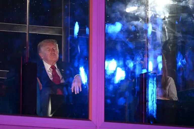 Concerning' moment Donald Trump 'falls asleep' at his own record-breaking July 4 firework show