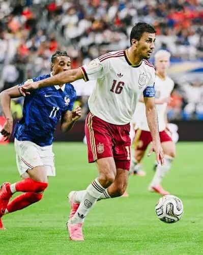 Meet Rodrigo Hernandez Cascante. The best midfielder in World Football.