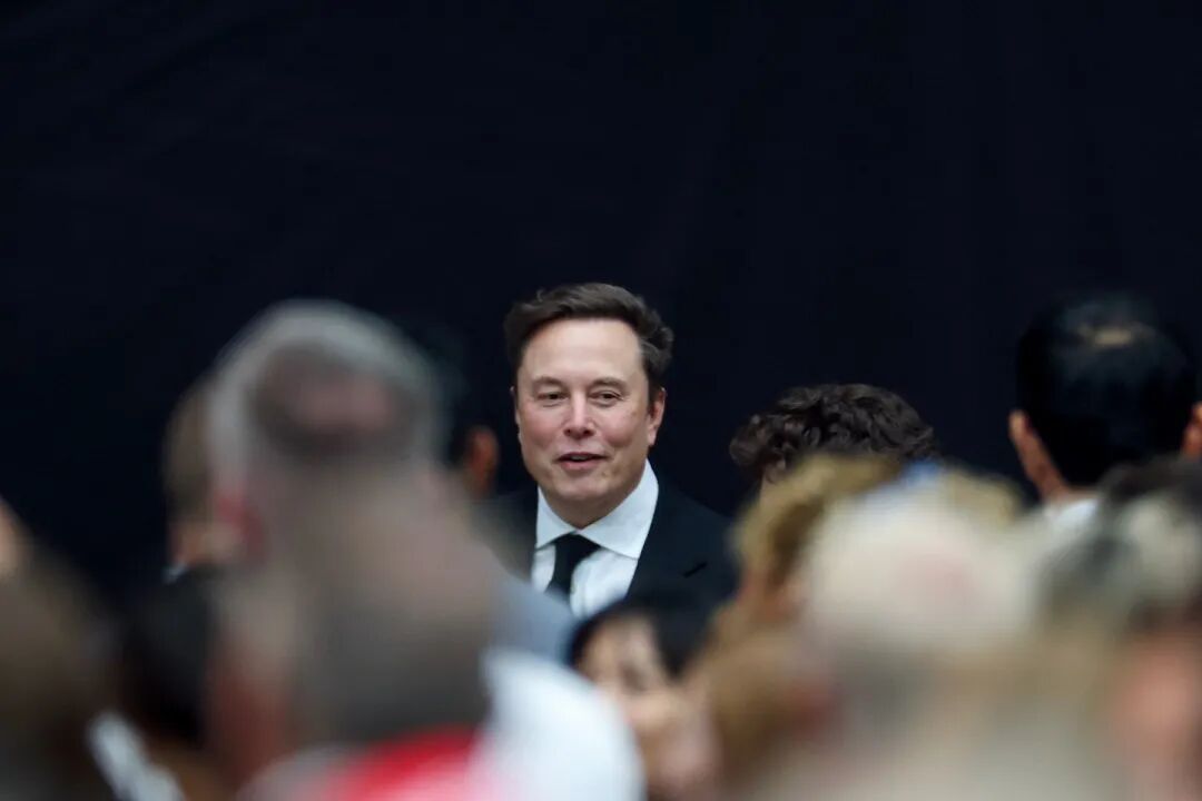 To test the 'Musk magic premium,' maybe give Elon Musk his $1 trillion pay | Fortune