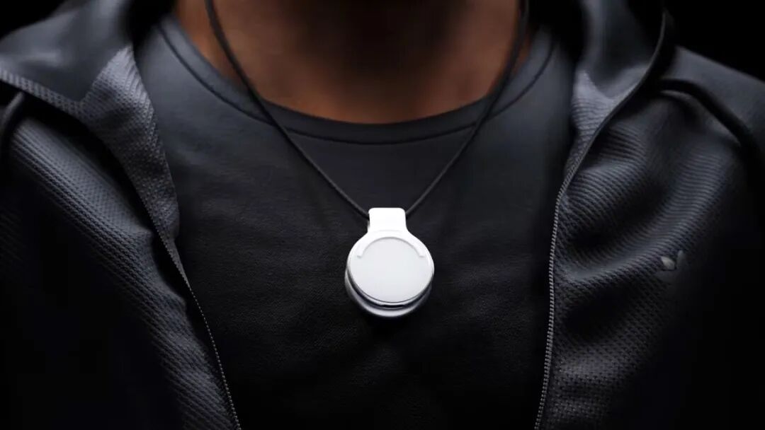 日常会話を録音して要約できるペンダント型AIガジェット「Pendant」が登場 - GIGAZINE