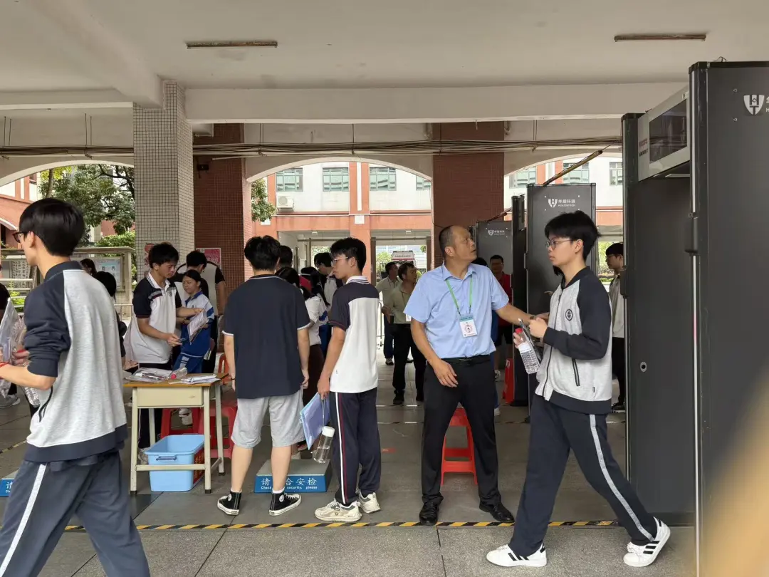 4b3acef2ab247620c728e04776576cee.jpg