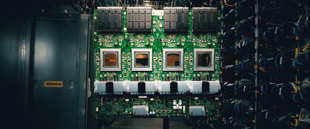 tpu v7.jpg