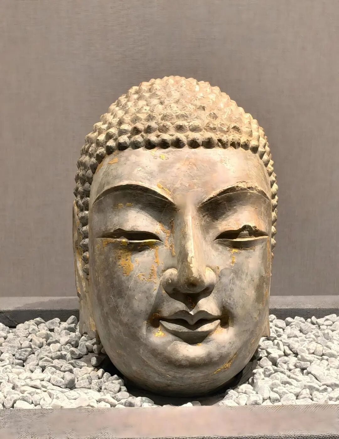 佛头像.jpg